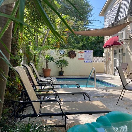 Authors Key West Guesthouse Exterior photo