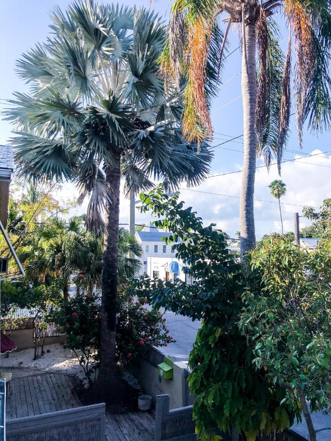 Authors Key West Guesthouse Exterior photo